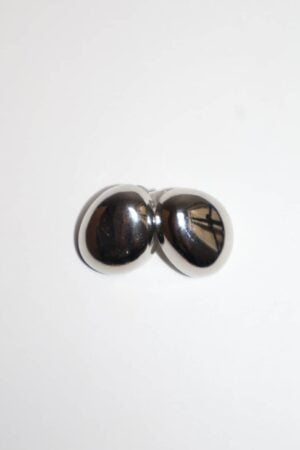 aretes en forma de gota lisa color plata