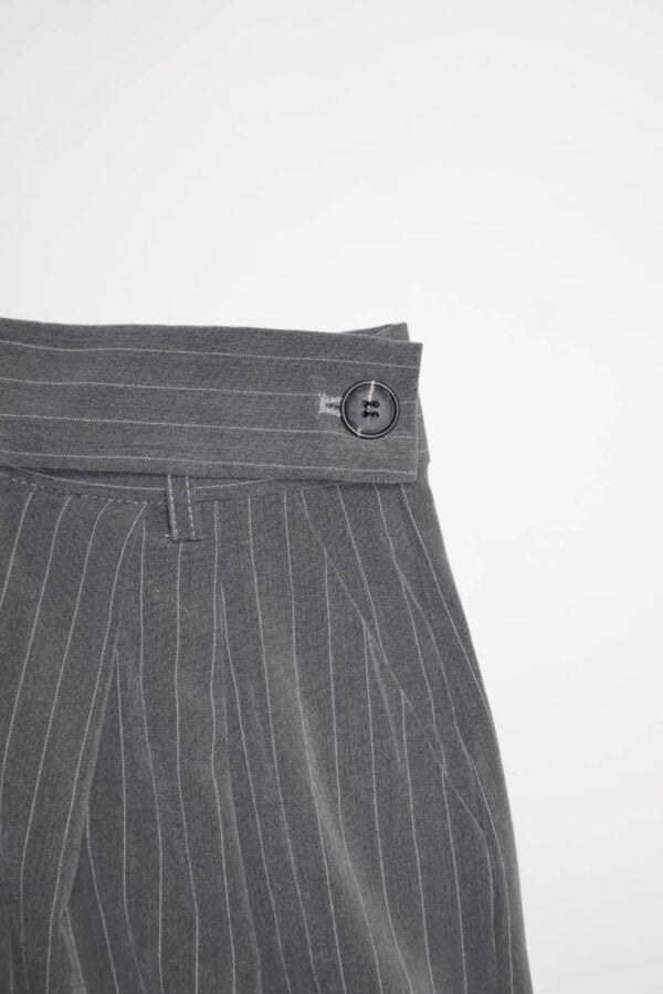new york pantalón suelto gris